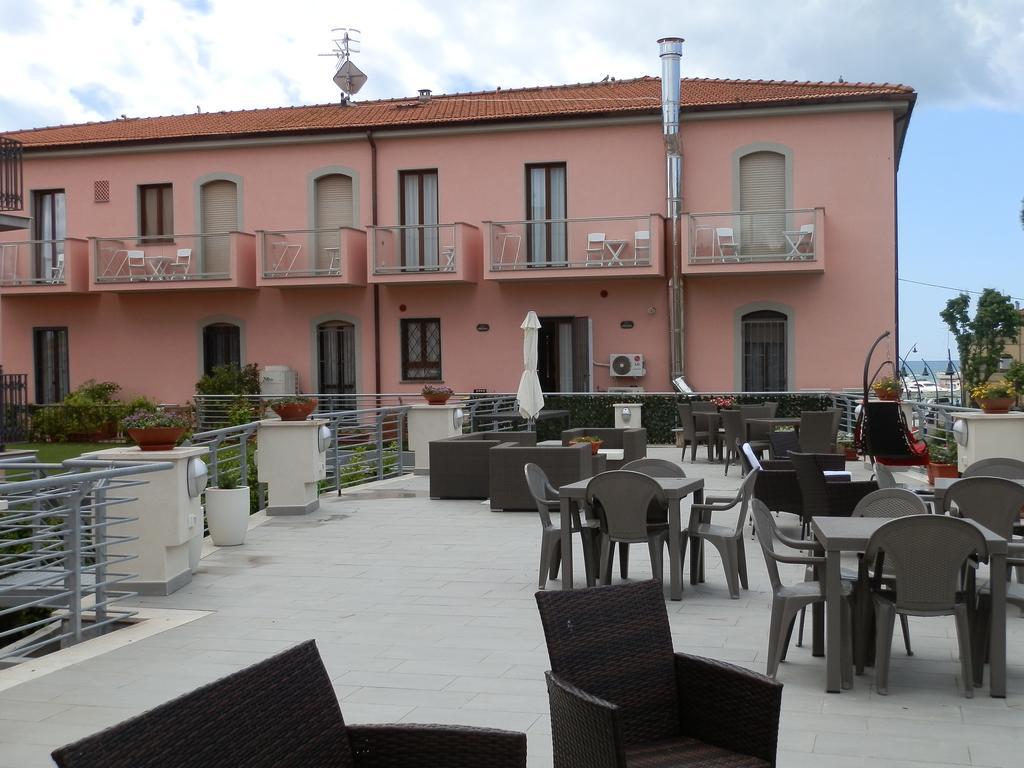 Hotel Lucerna Castiglione della Pescaia Ngoại thất bức ảnh